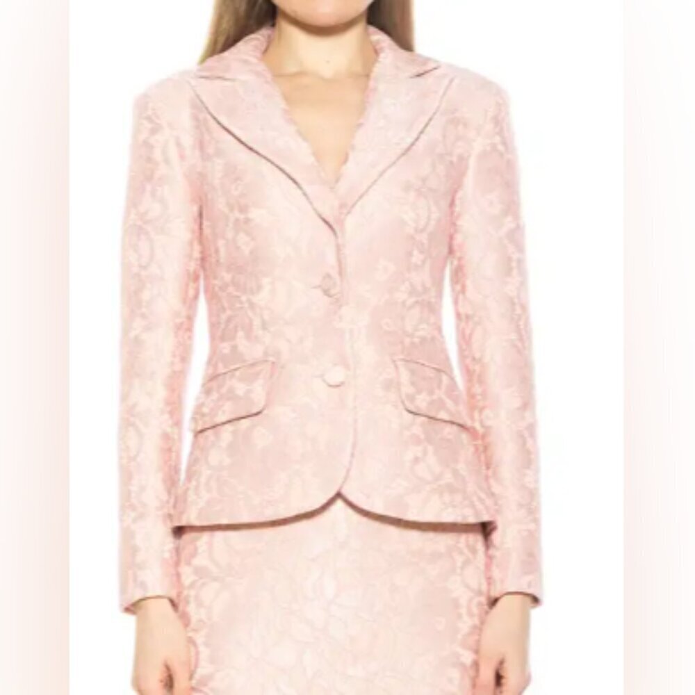 Alexia Admor “Jessica” Peak Lapel Lace Blazer - Blush
